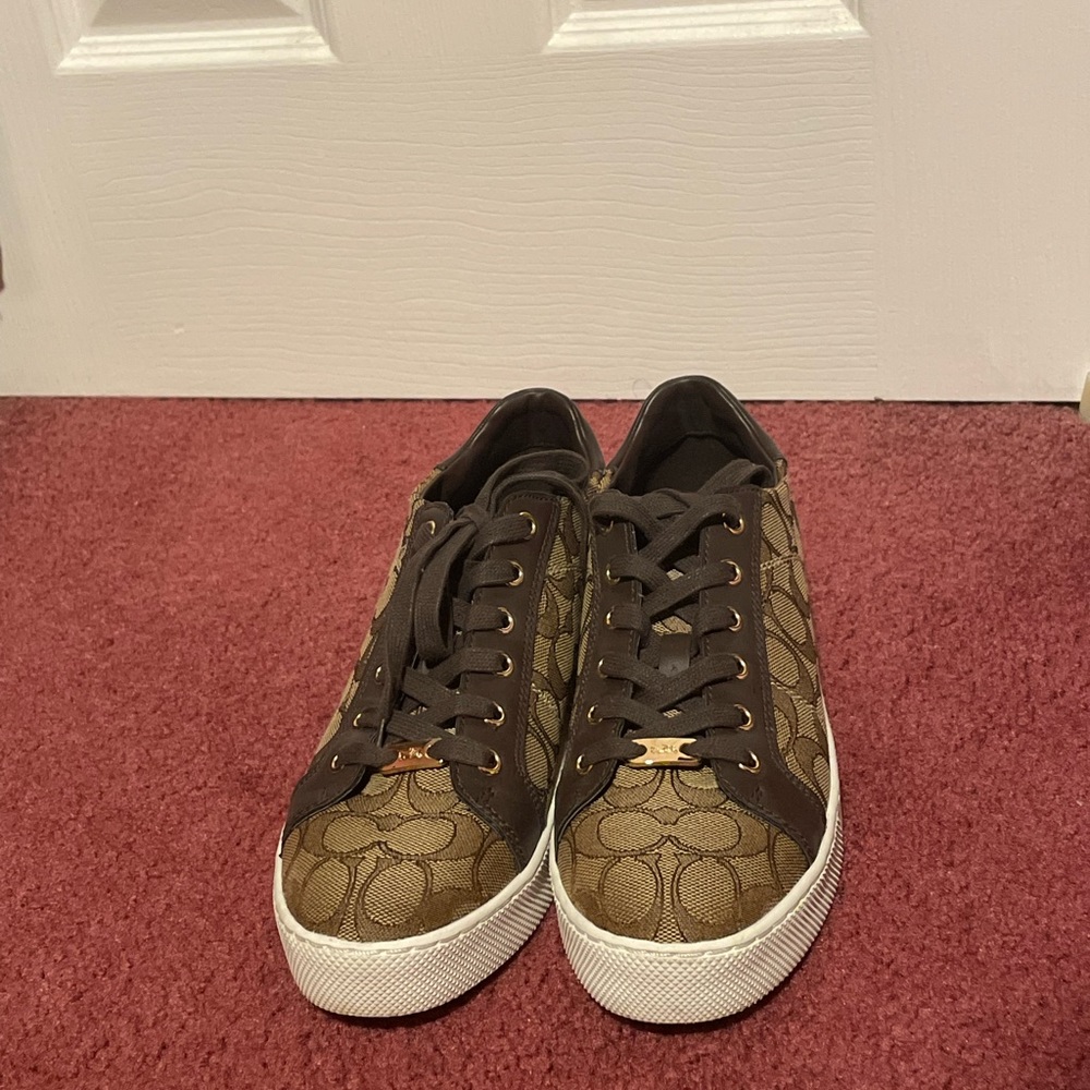 Coach Platform Shoes - Picture 2 of 5